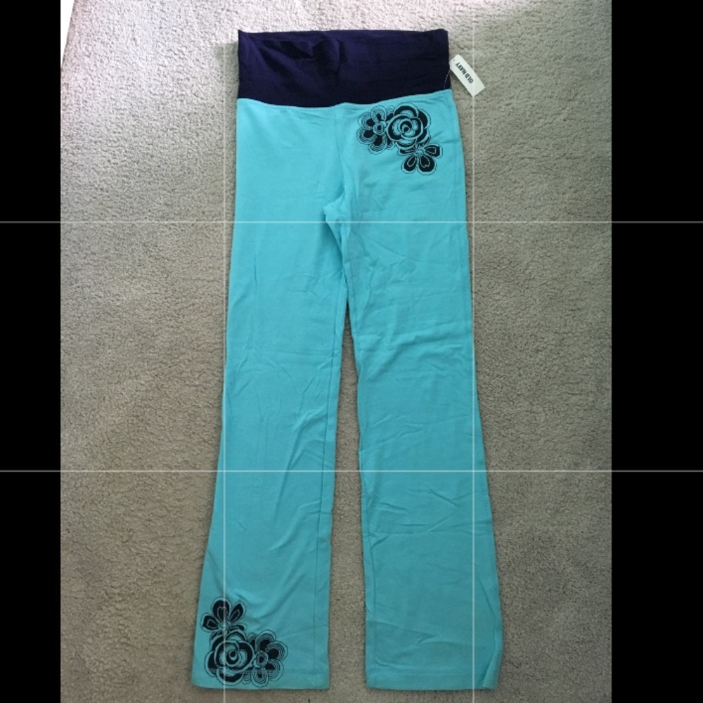 Cute yoga pants!